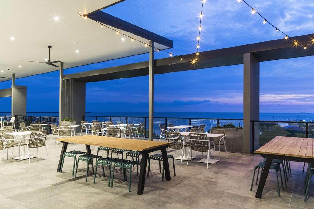 Oaks Cairns Hotel Restaurace fotografie